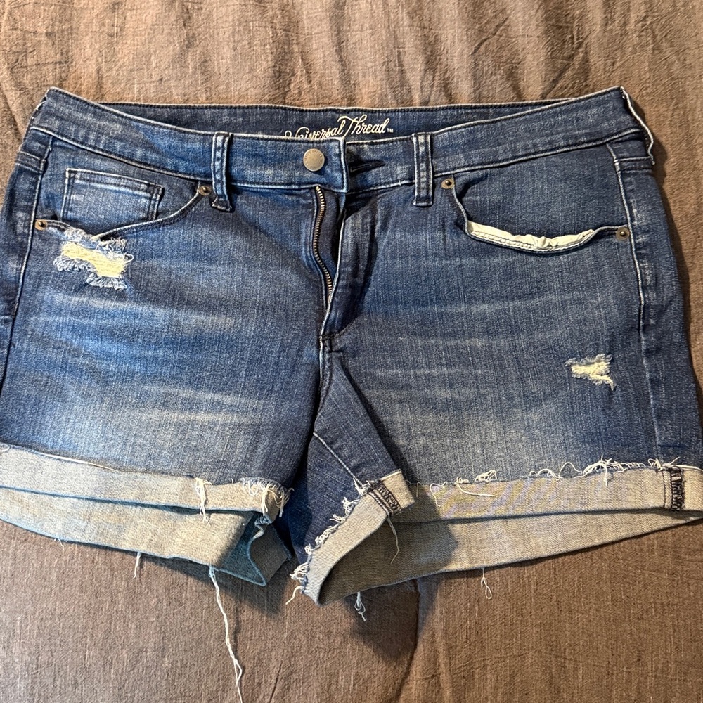 Universal Thread Light Blue Denim Jeans